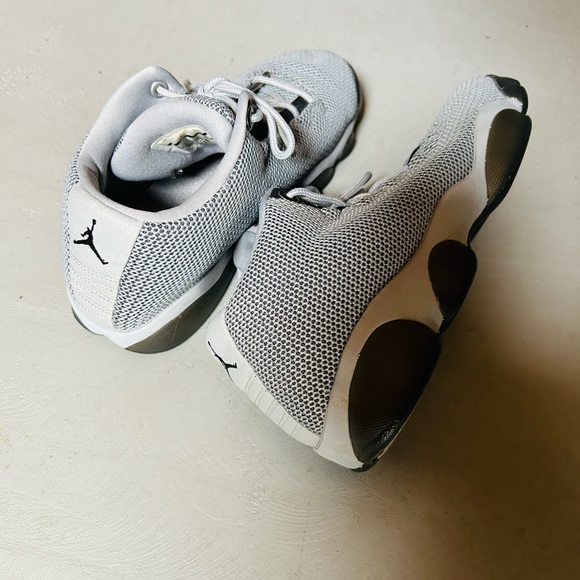 NIKE AIR JORDAN HORIZON LOW